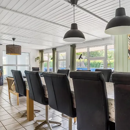 Сasa de vacaciones Gorgeous In With Sauna *