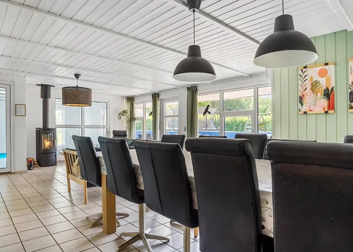 Сasa de vacaciones Gorgeous In With Sauna *